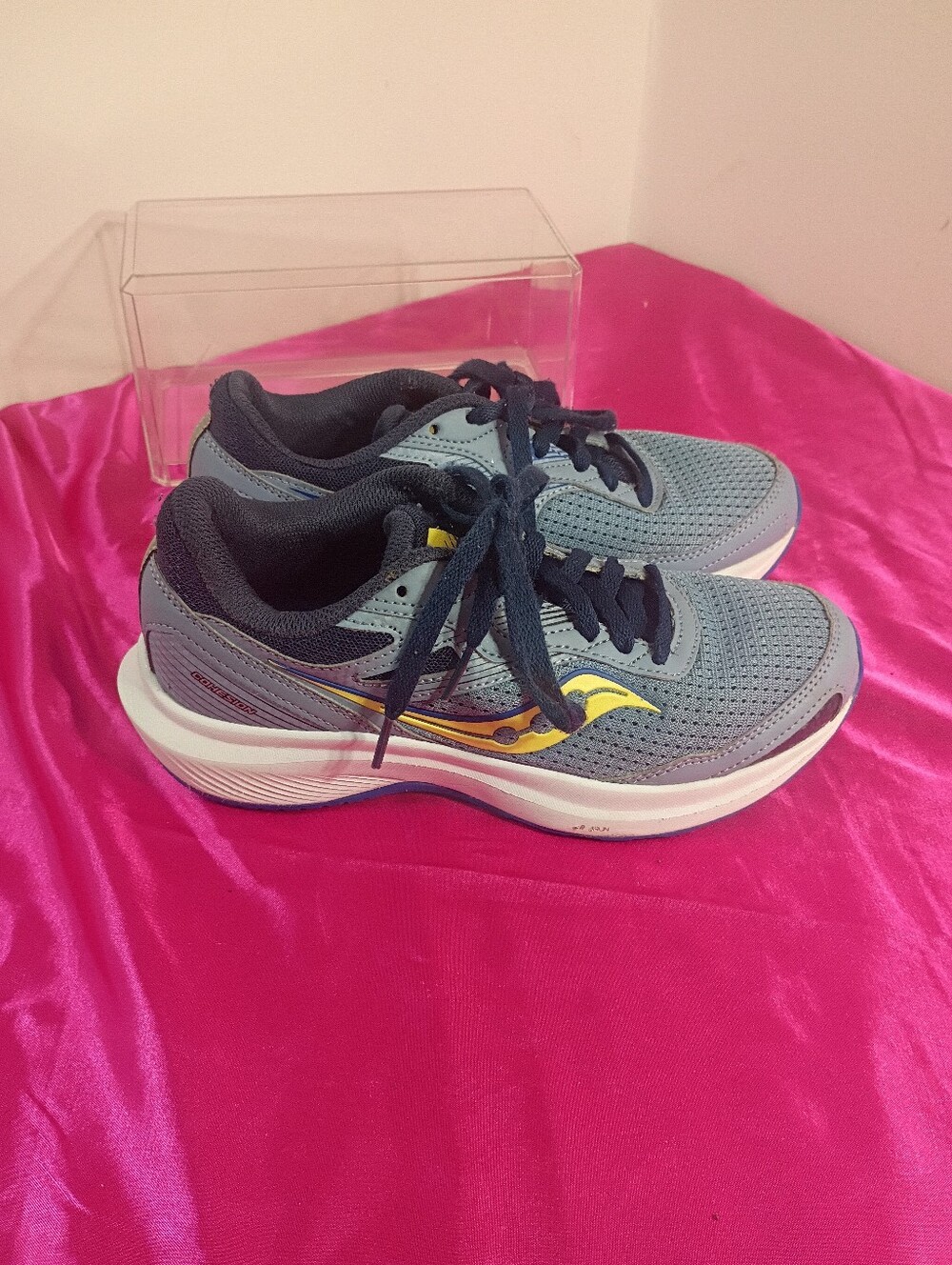 SAUCONY WOMEN'S SIZE 7 COHESION 16 RUNNING SHOES BLUE S10781-33.